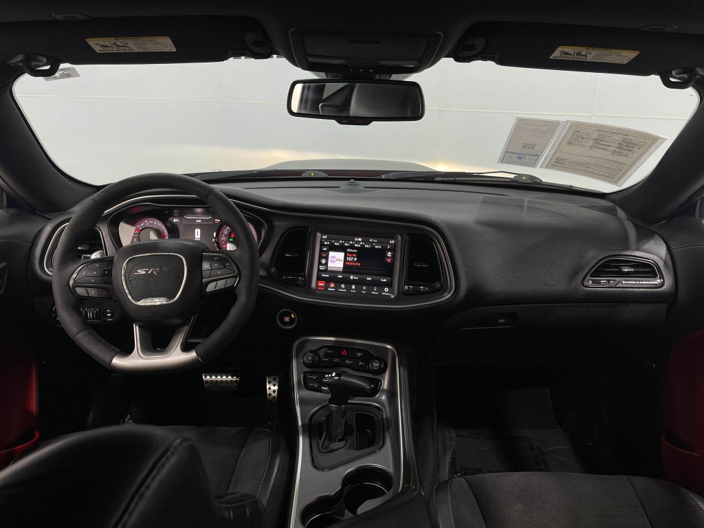 2018 Dodge Challenger Image 16
