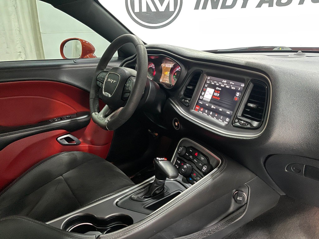 2018 Dodge Challenger Image 17