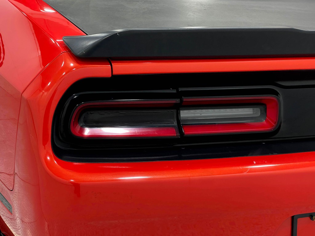 2018 Dodge Challenger Image 31