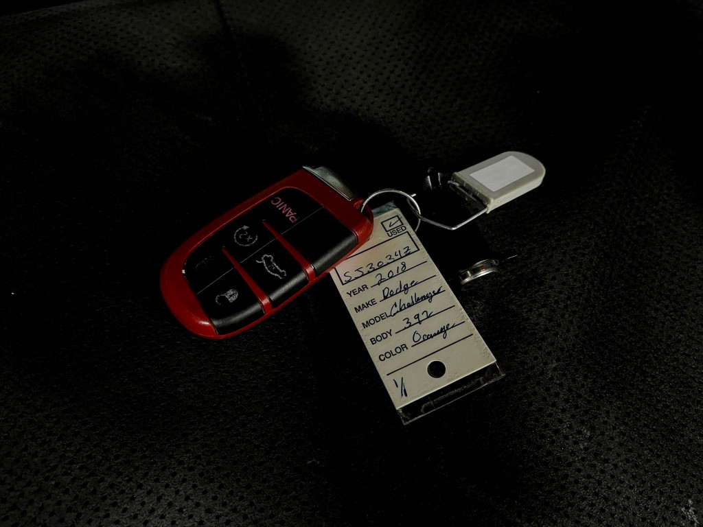 2018 Dodge Challenger Image 34