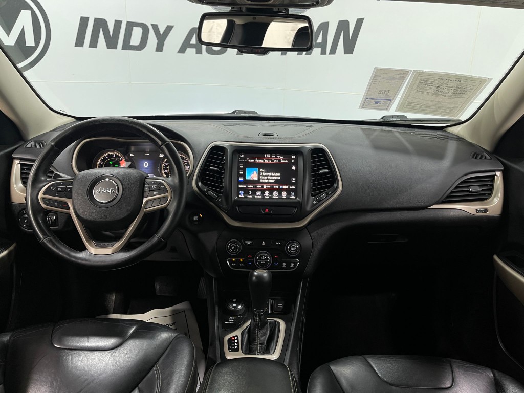 2017 Jeep Cherokee Image 18