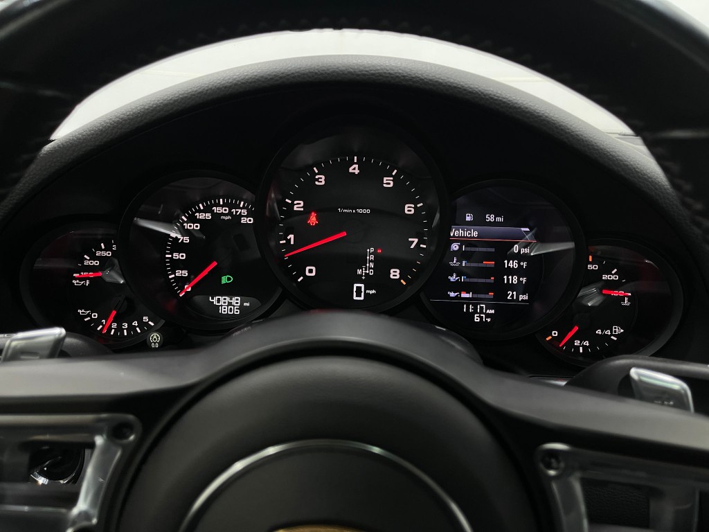 2017 Porsche 911 Image 22