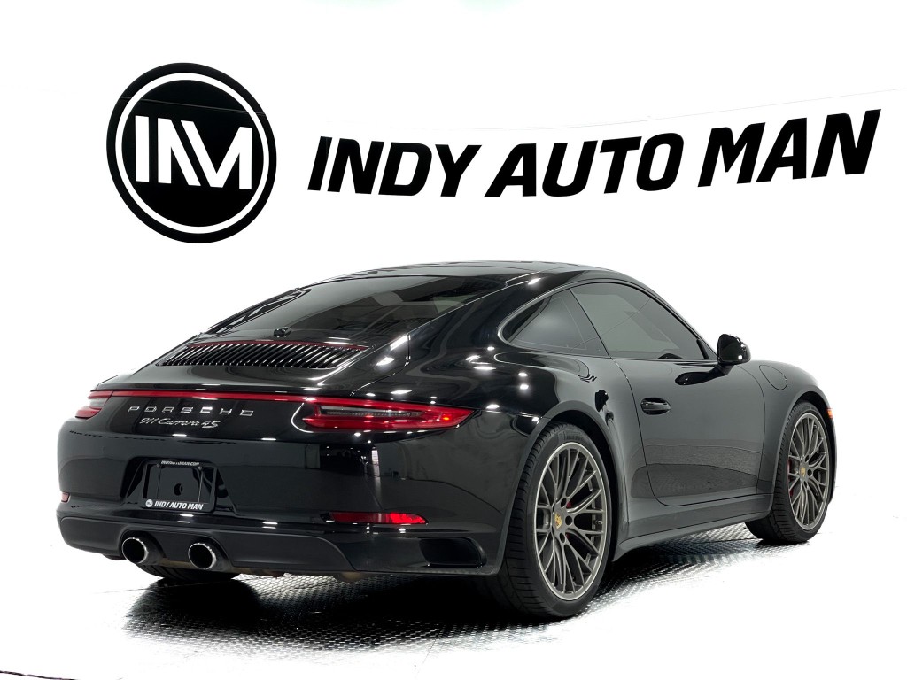 2017 Porsche 911 Image 4
