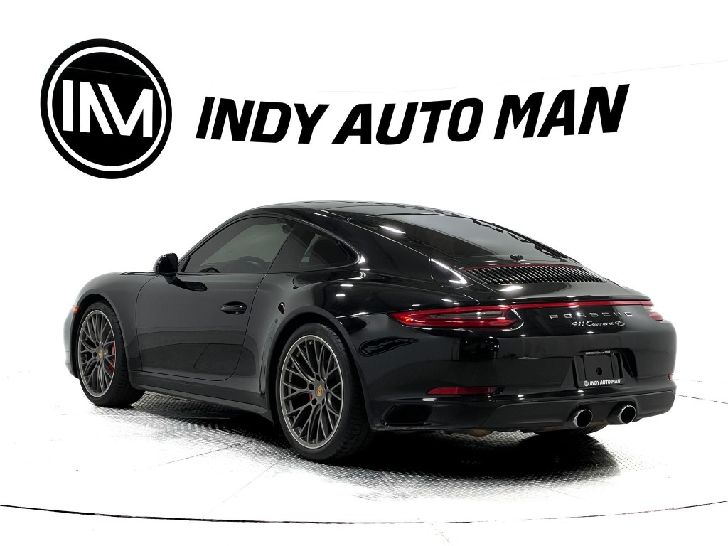 2017 Porsche 911 Image 6