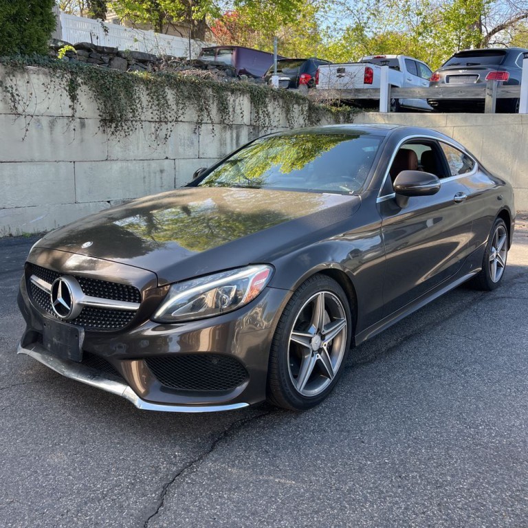 2017 Mercedes-Benz C-Class Image 2
