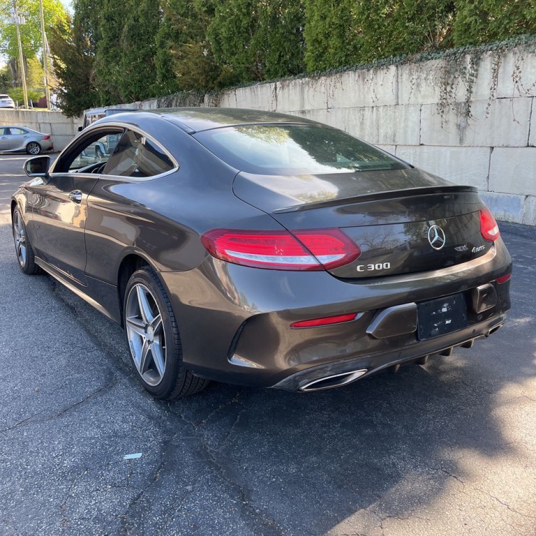 2017 Mercedes-Benz C-Class Image 4