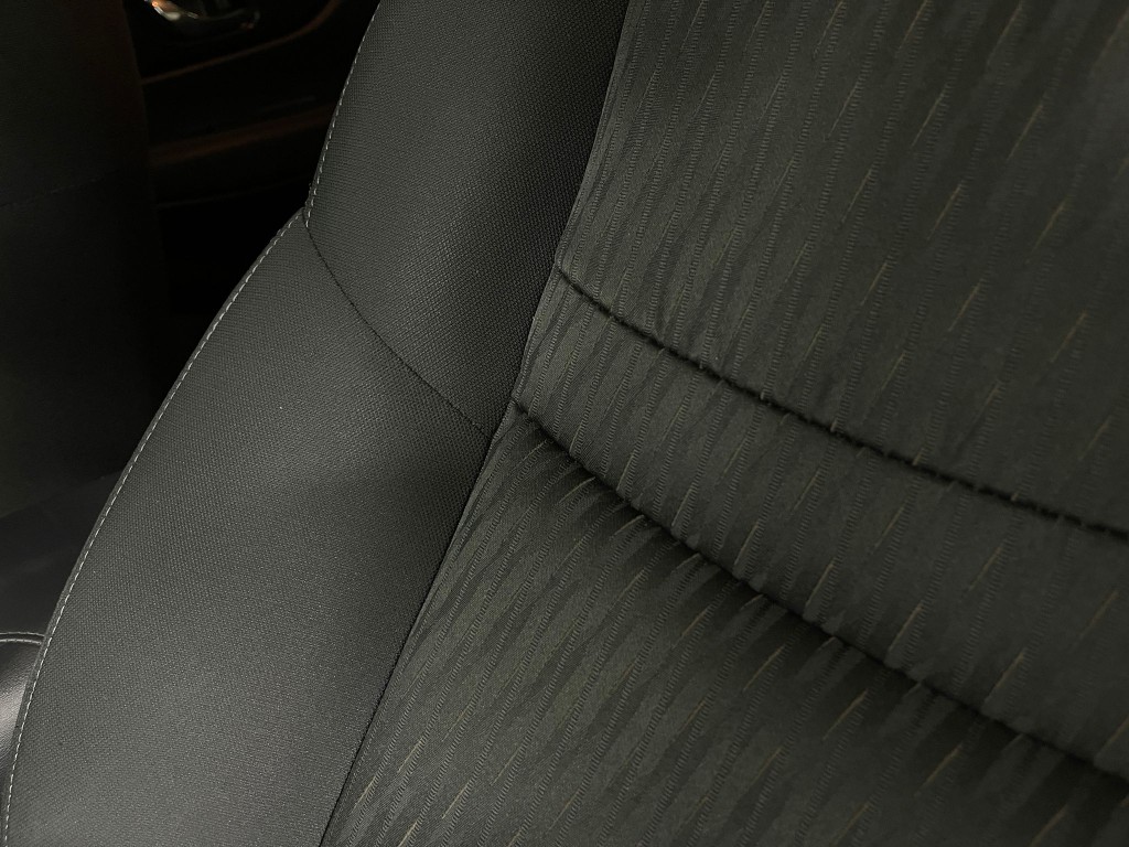 2017 Nissan Rogue Image 16