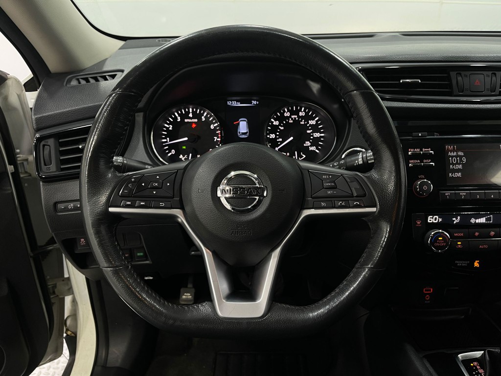 2017 Nissan Rogue Image 20
