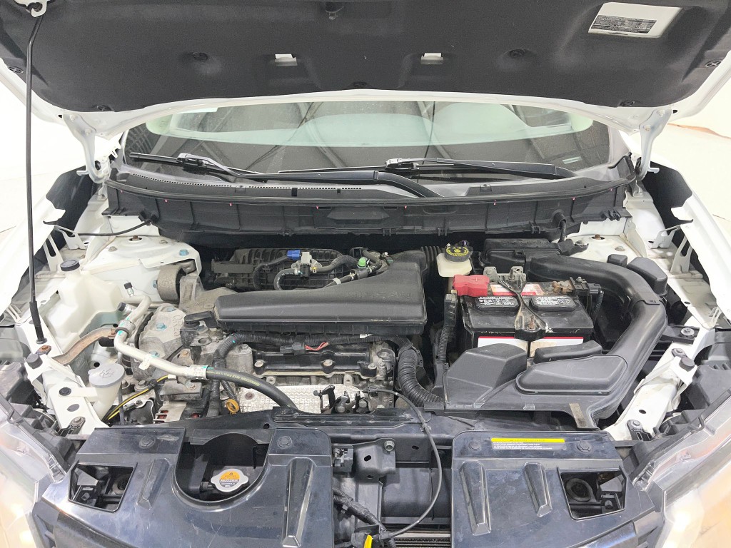2017 Nissan Rogue Image 24