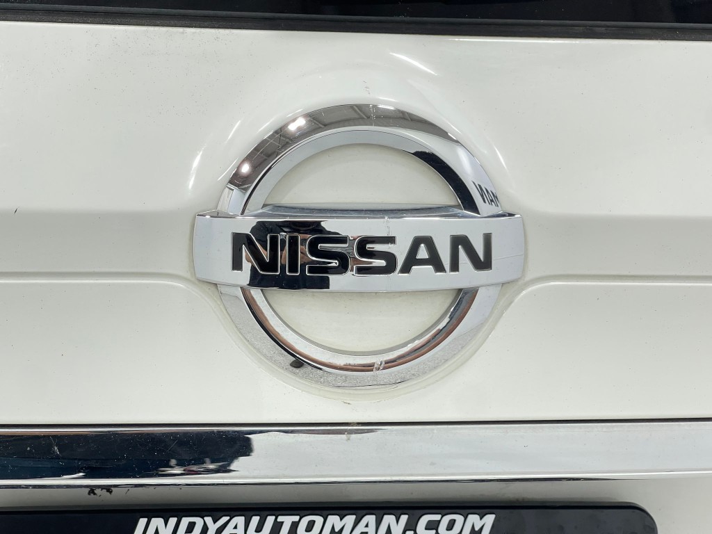 2017 Nissan Rogue Image 35
