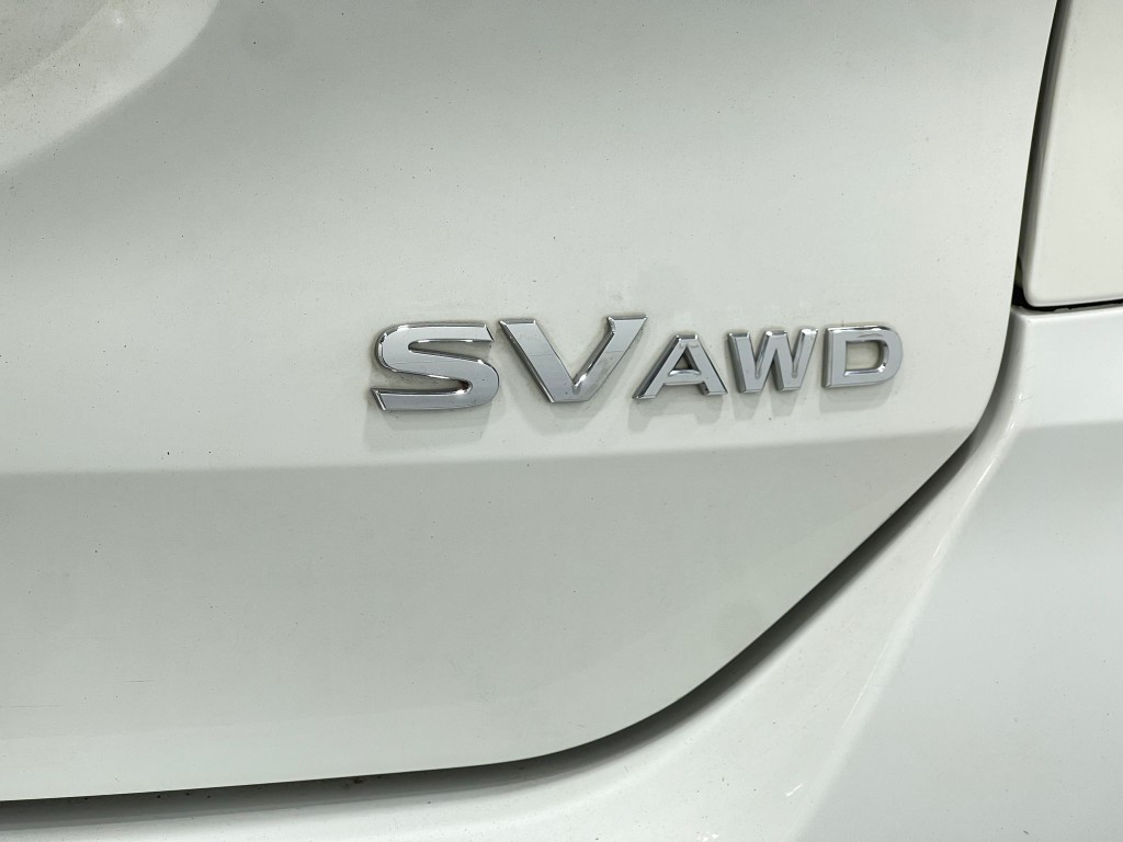 2017 Nissan Rogue Image 37