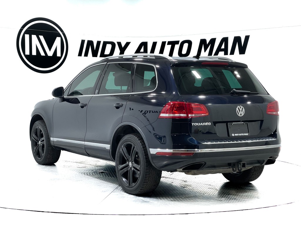 2017 Volkswagen Touareg Image 6