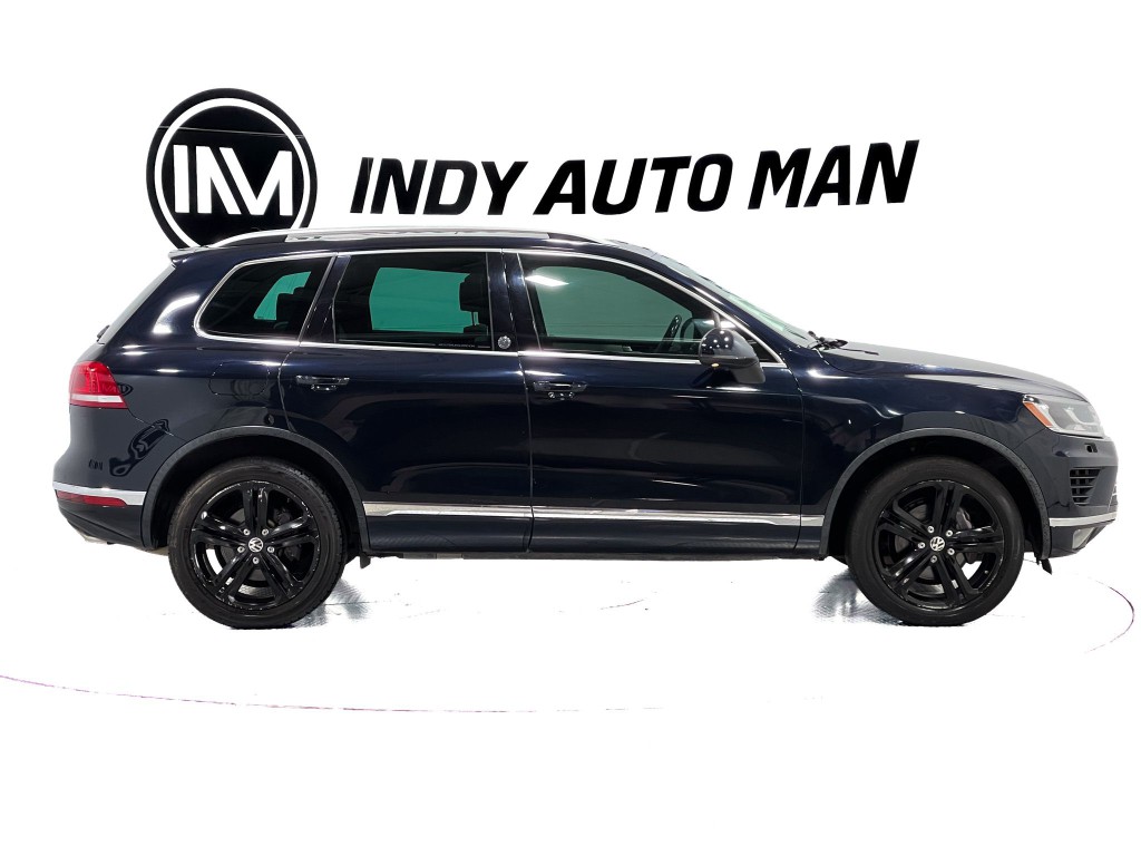 2017 Volkswagen Touareg Image 3