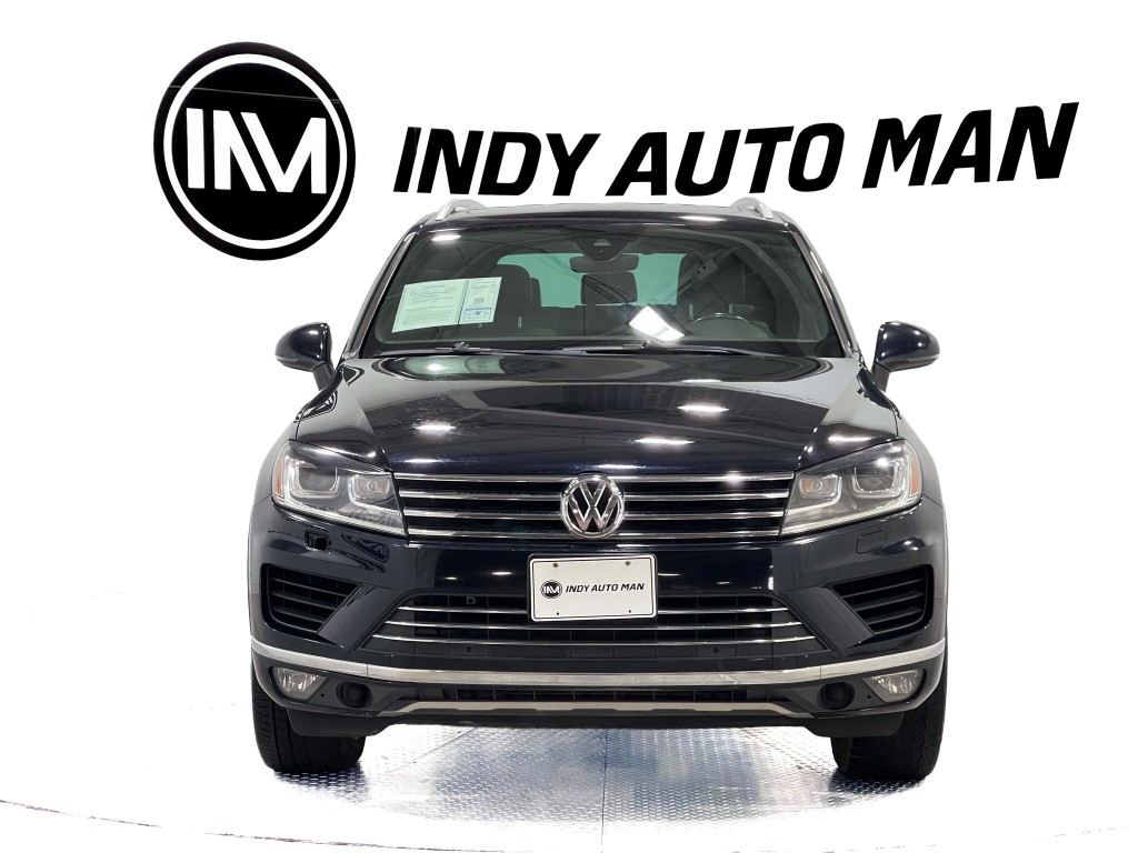 2017 Volkswagen Touareg Image 9