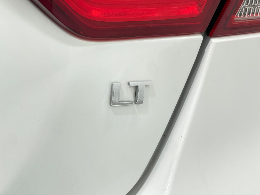 2017 Chevrolet Impala Image 34