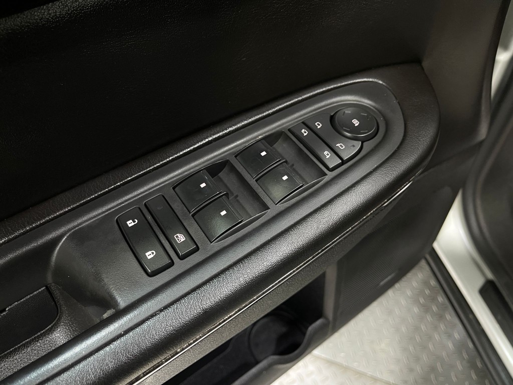 2017 GMC Acadia Image 16