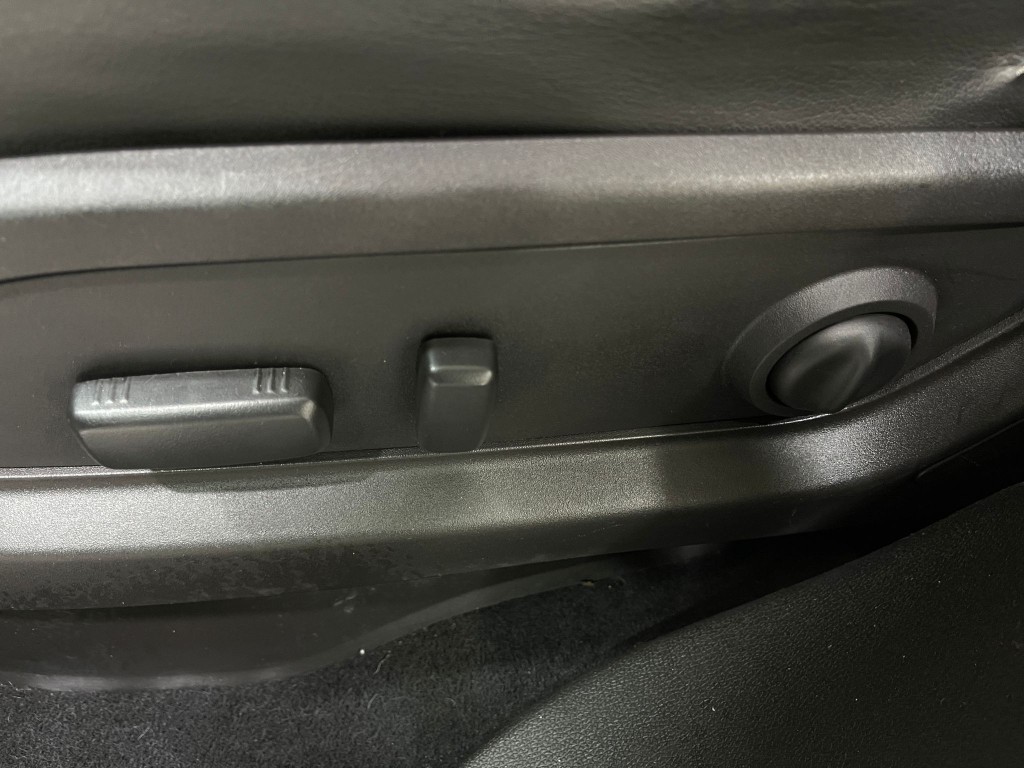 2017 GMC Acadia Image 17