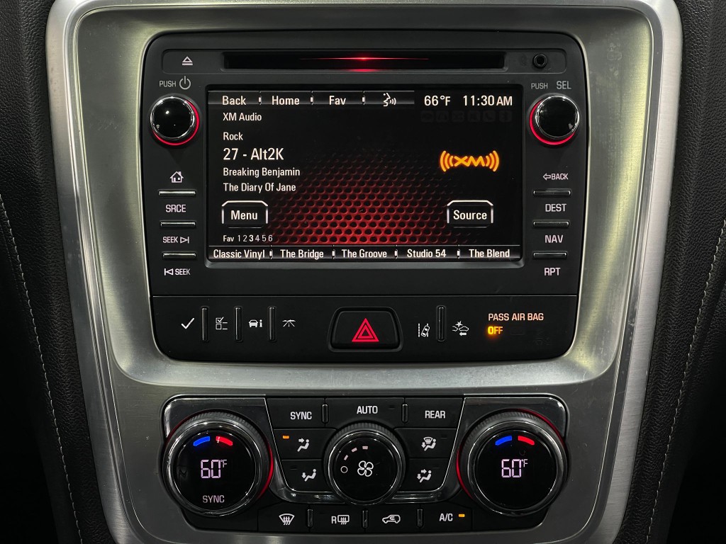 2017 GMC Acadia Image 24