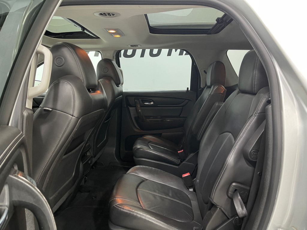 2017 GMC Acadia Image 29