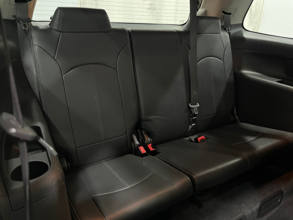 2017 GMC Acadia Image 31