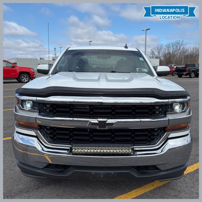 2017 Chevrolet Silverado 1500 Image 1