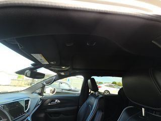 2021 Chrysler Pacifica Image 10