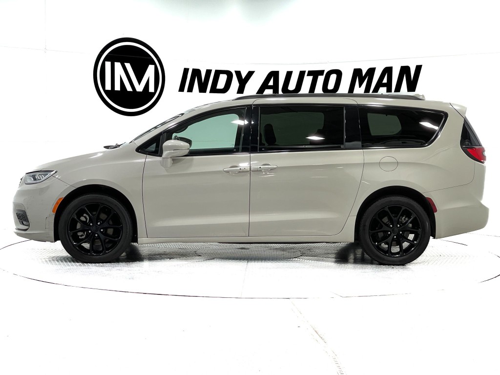 2021 Chrysler Pacifica Image 7