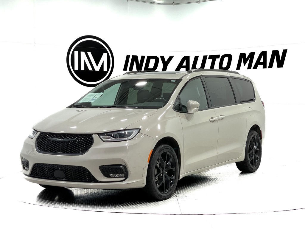 2021 Chrysler Pacifica Image 8