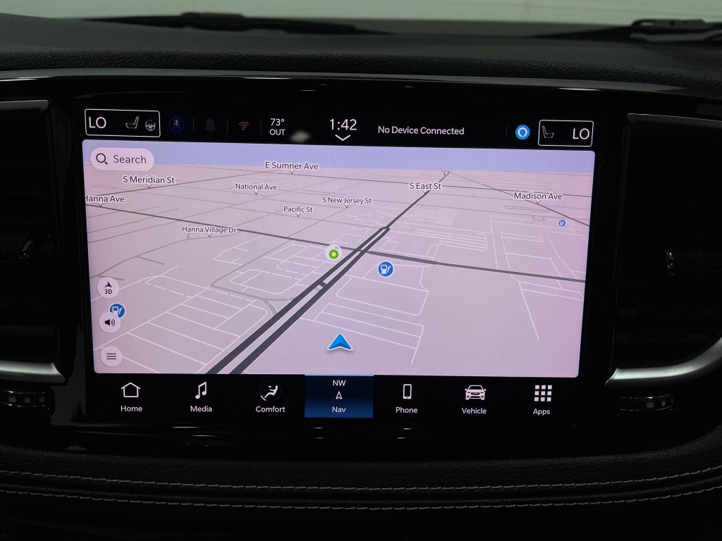 2021 Chrysler Pacifica Image 10