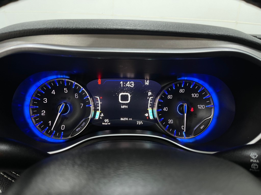 2021 Chrysler Pacifica Image 24