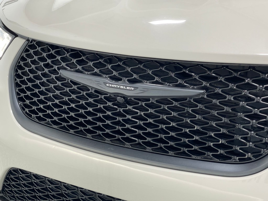 2021 Chrysler Pacifica Image 40