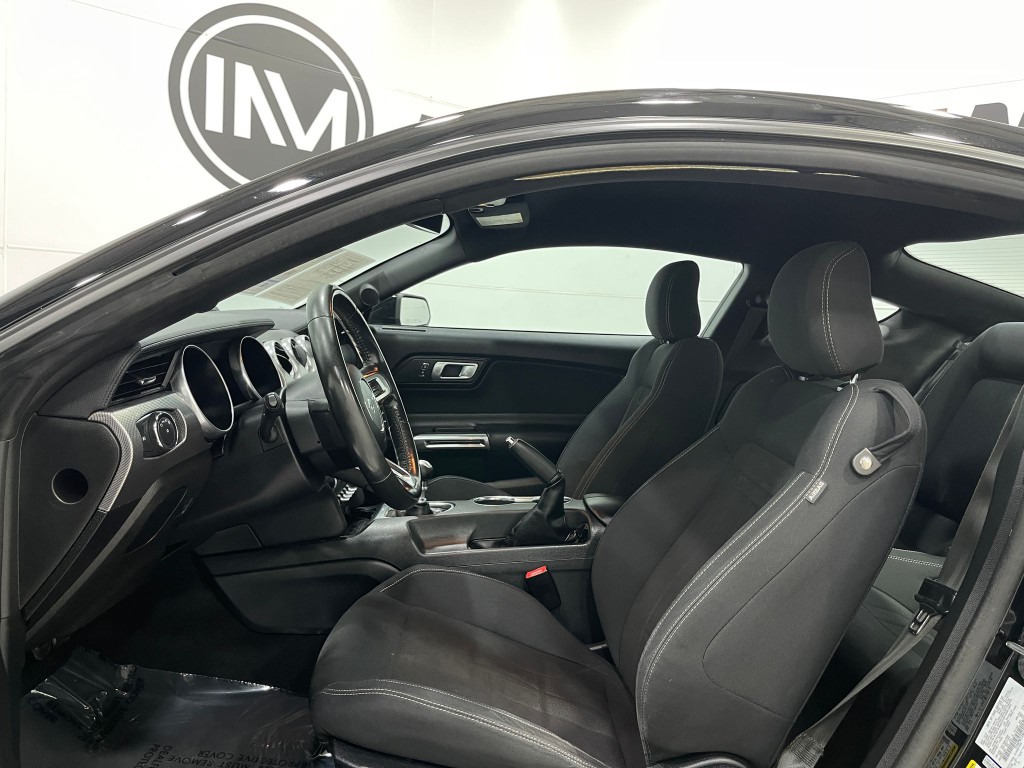 2021 Ford Mustang Image 11