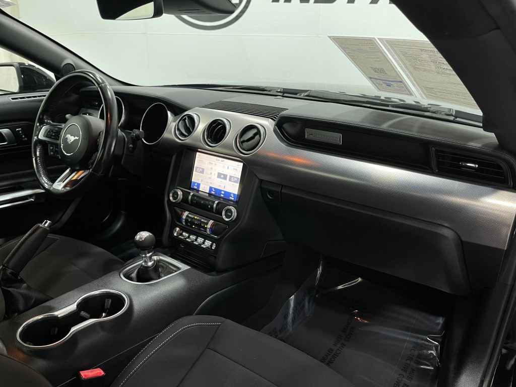 2021 Ford Mustang Image 18