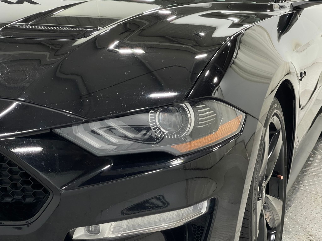 2021 Ford Mustang Image 32