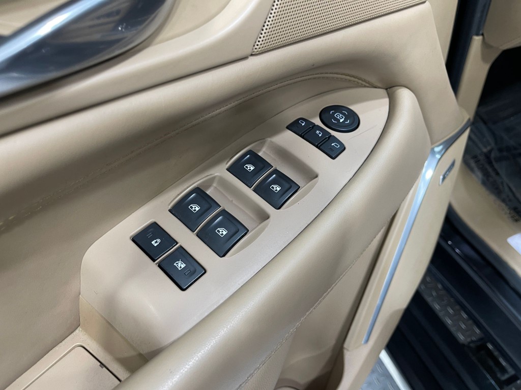 2019 Cadillac Escalade Image 18