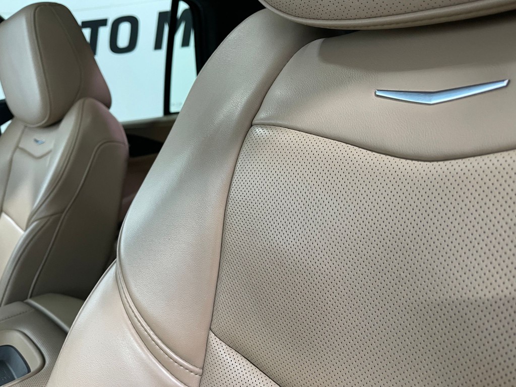 2019 Cadillac Escalade Image 20