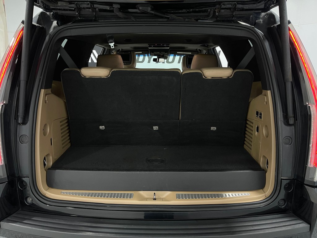 2019 Cadillac Escalade Image 27