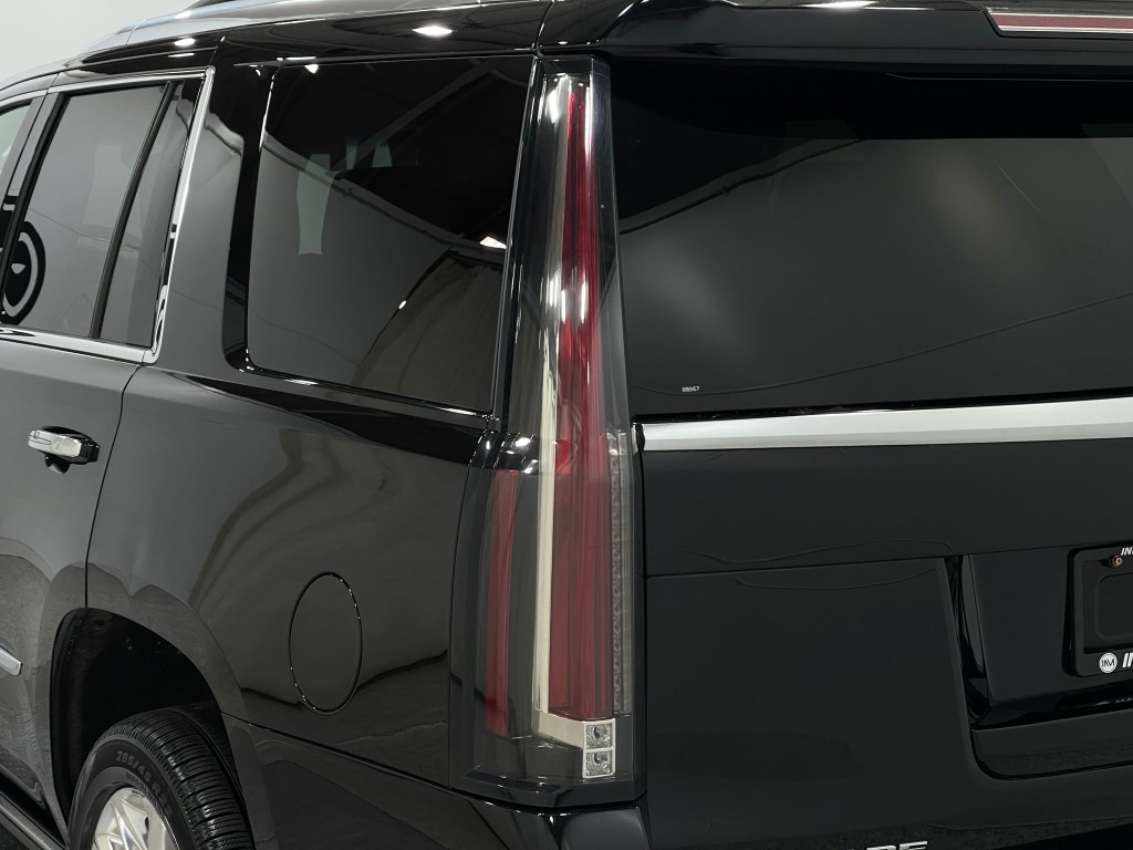 2019 Cadillac Escalade Image 37
