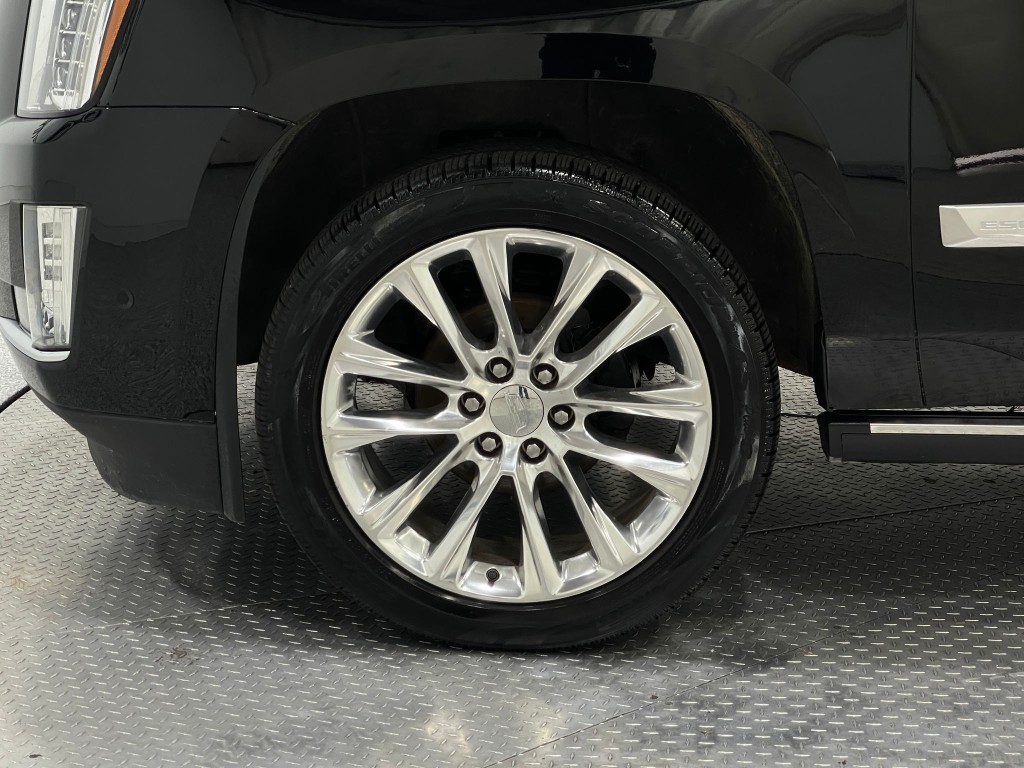 2019 Cadillac Escalade Image 38