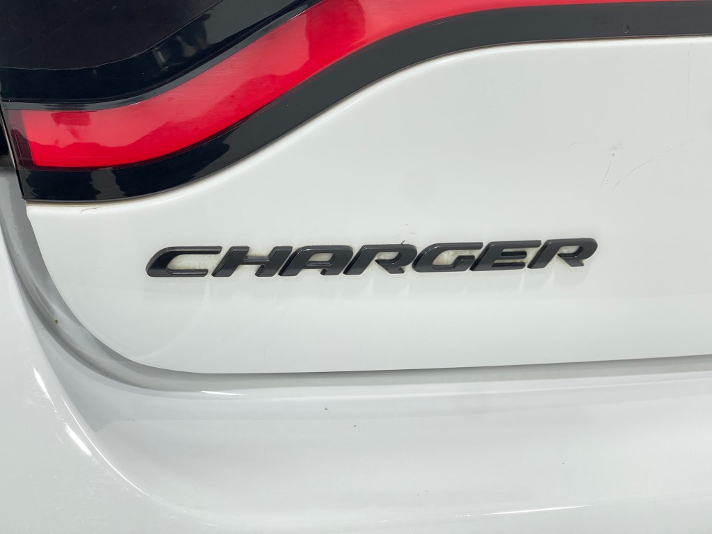 2019 Dodge Charger Image 36