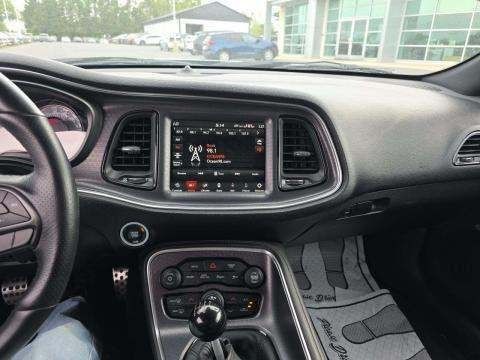 2018 Dodge Challenger Image 8