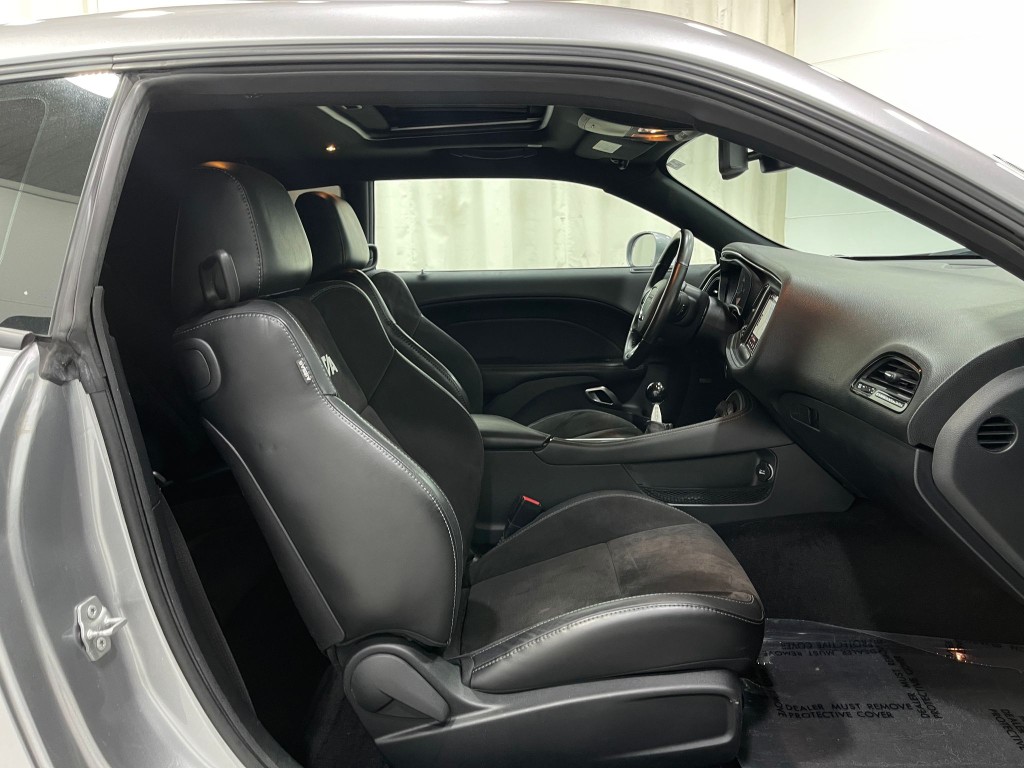 2018 Dodge Challenger Image 33