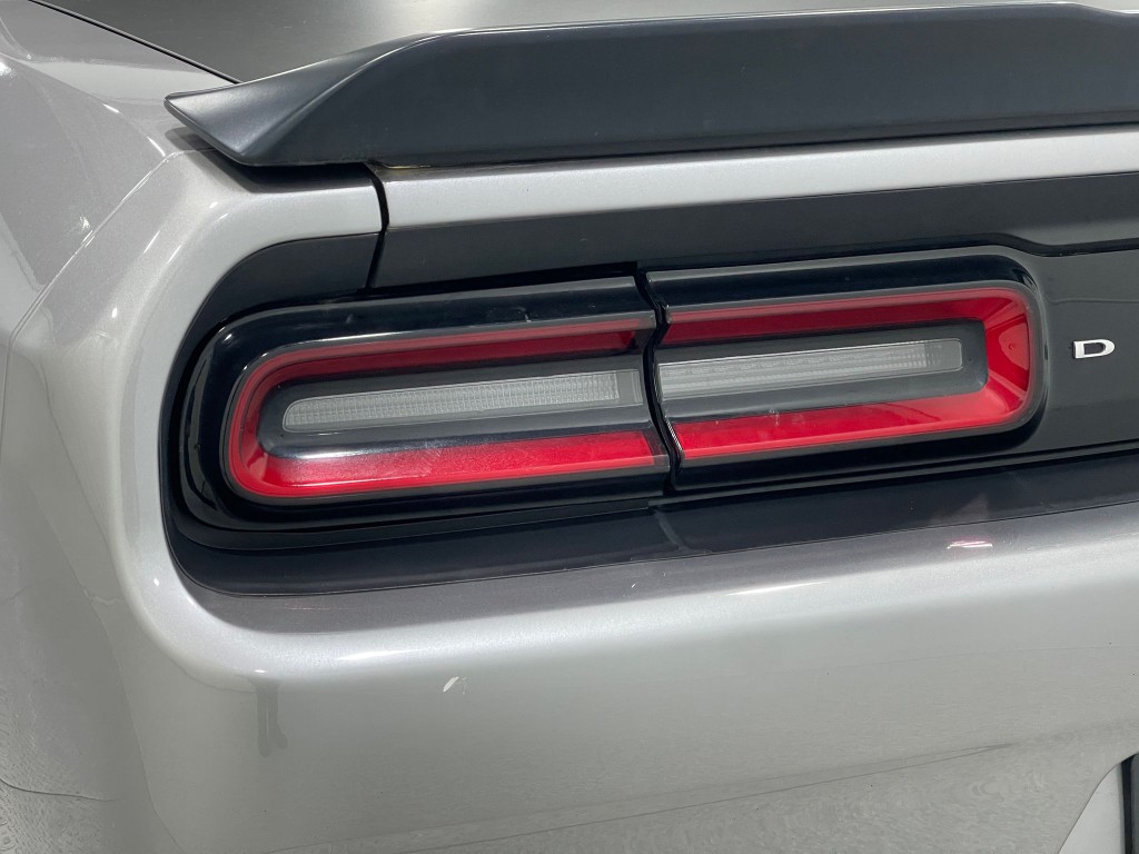 2018 Dodge Challenger Image 35