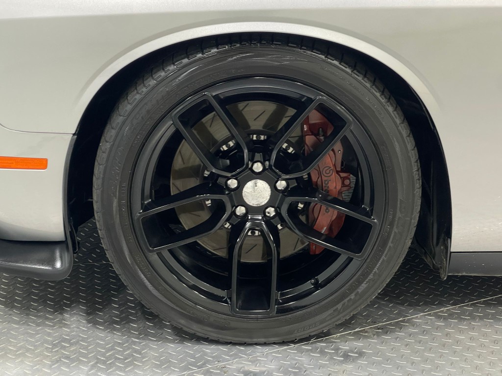 2018 Dodge Challenger Image 36