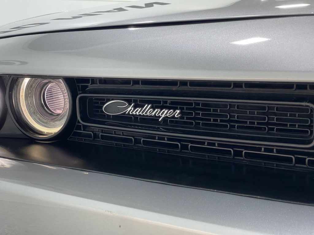 2018 Dodge Challenger Image 38
