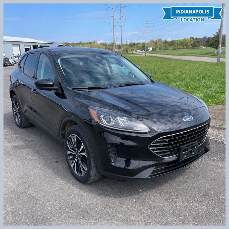 2021 Ford Escape Image 1