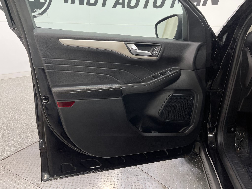 2021 Ford Escape Image 13
