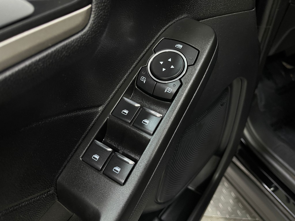 2021 Ford Escape Image 14