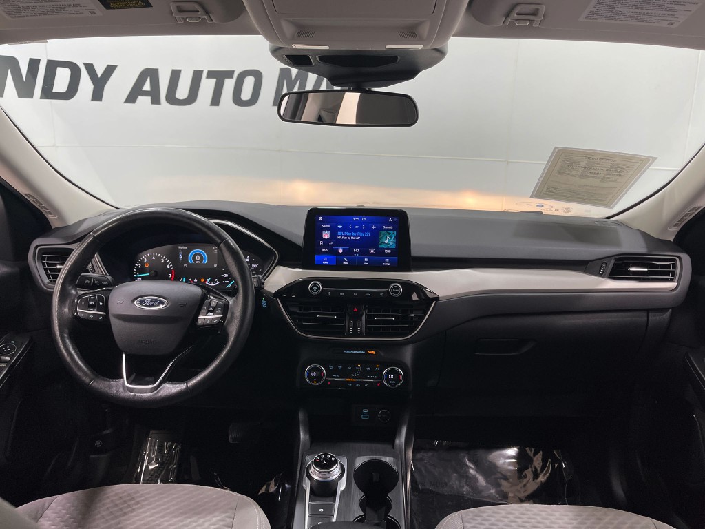 2021 Ford Escape Image 17