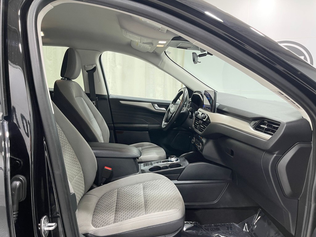 2021 Ford Escape Image 30